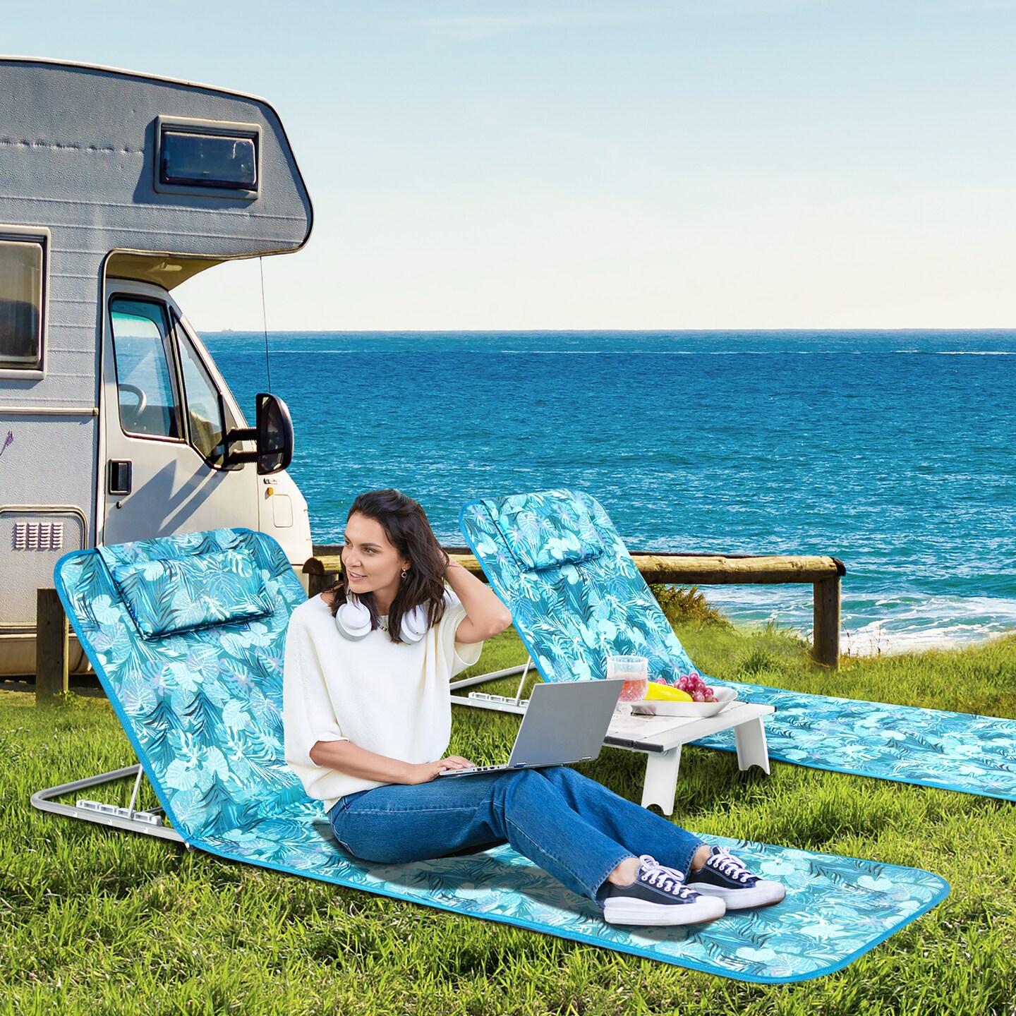 Costway 3-Piece Beach Lounge Chair Mat Set 2 Adjustable Lounge Chairs with Table Blue\Stripe