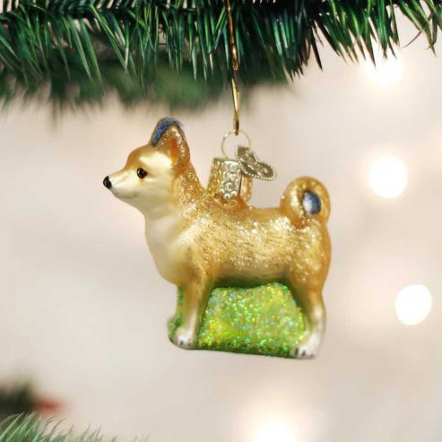 Old World Christmas 2.5 Inch Chihuahua Christmas Tree Ornament , Small Dog Breed