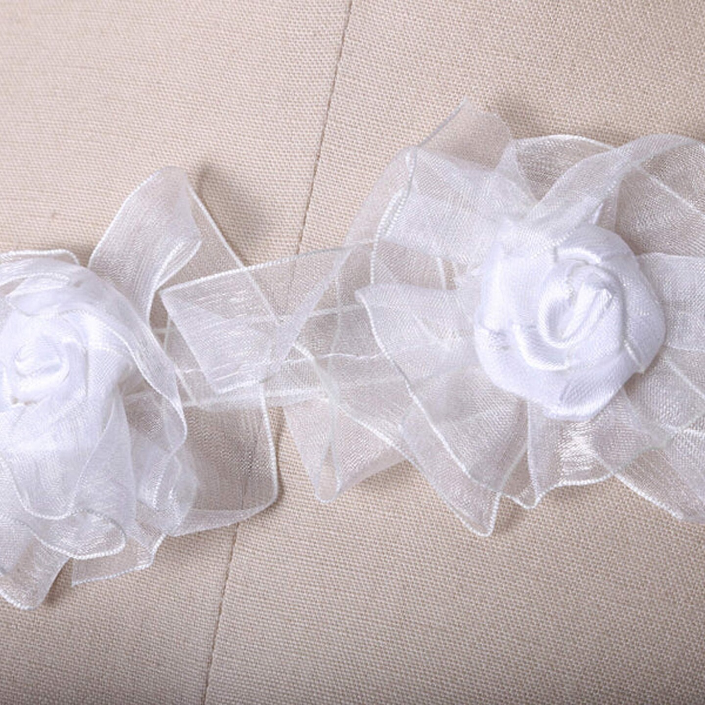 1 Yard White 3D Flower Organza Lace Trim for Wedding Gown Costume Decoration