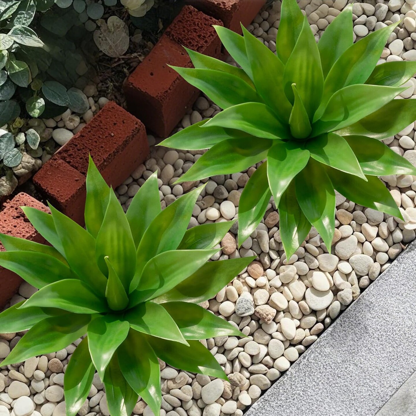 Artificial Agave Plants,Large UV Resistant Fake Agave Planters for Indoor and Outdoor Decorating Artificial Plants for Outdoors Fake Plants (2Pack, 18&#x22;