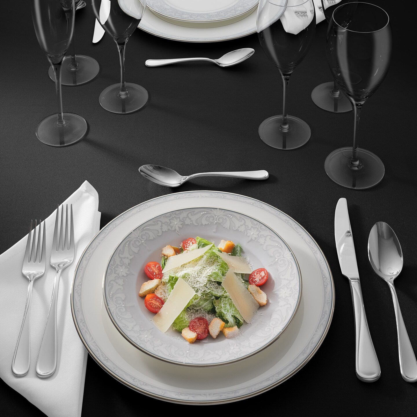 Lann's Linens Rectangular Tablecloths, Washable Polyester Fabric Table Cloths for Dining Tables, Parties, Restaurants, Weddings