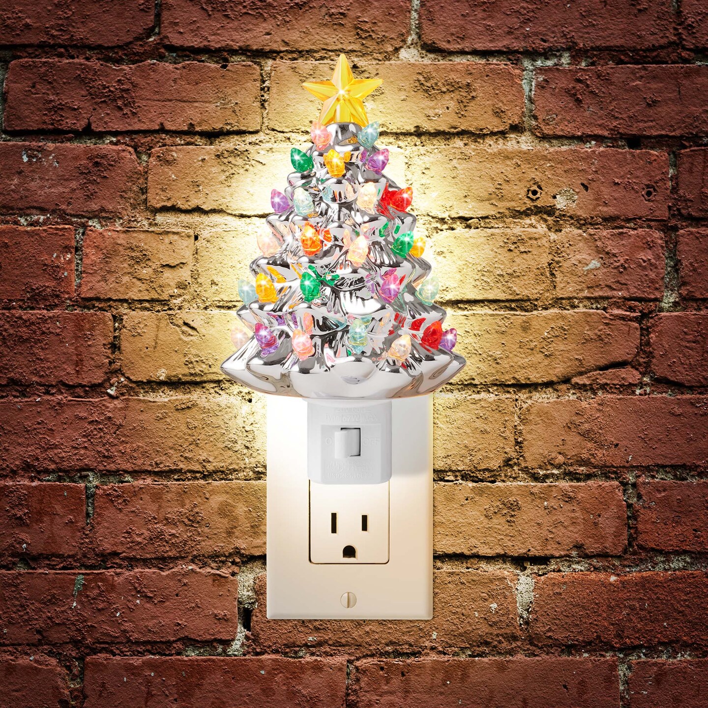 Casafield Ceramic Holiday Night Light - Vintage Decorative Night Light with Bulbs and Star Topper