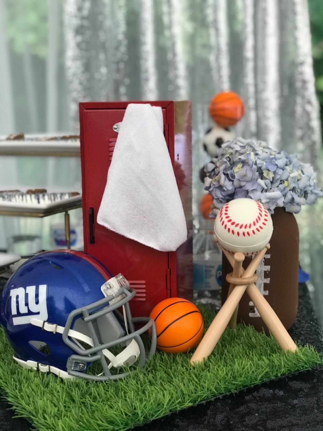 Wooden Baseball Stand, Baseball Holders for Display Balls Baseball Table Centerpieces for Baseball Players Fans Sports Lover
