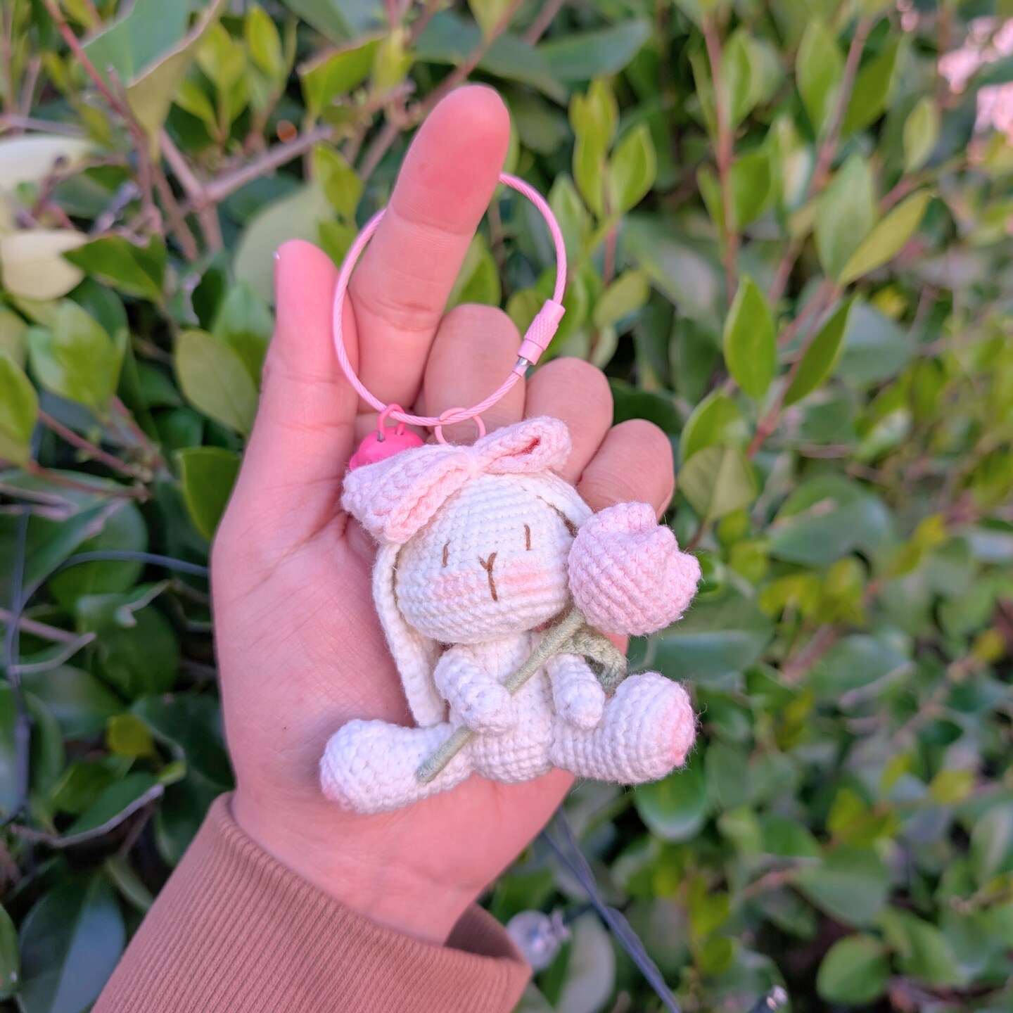 ◆VVV◆ Heart Ribbon Tulip Rabbit Keychain 23SSKR011WHF Bunny Tulip Keychain – Kitty's