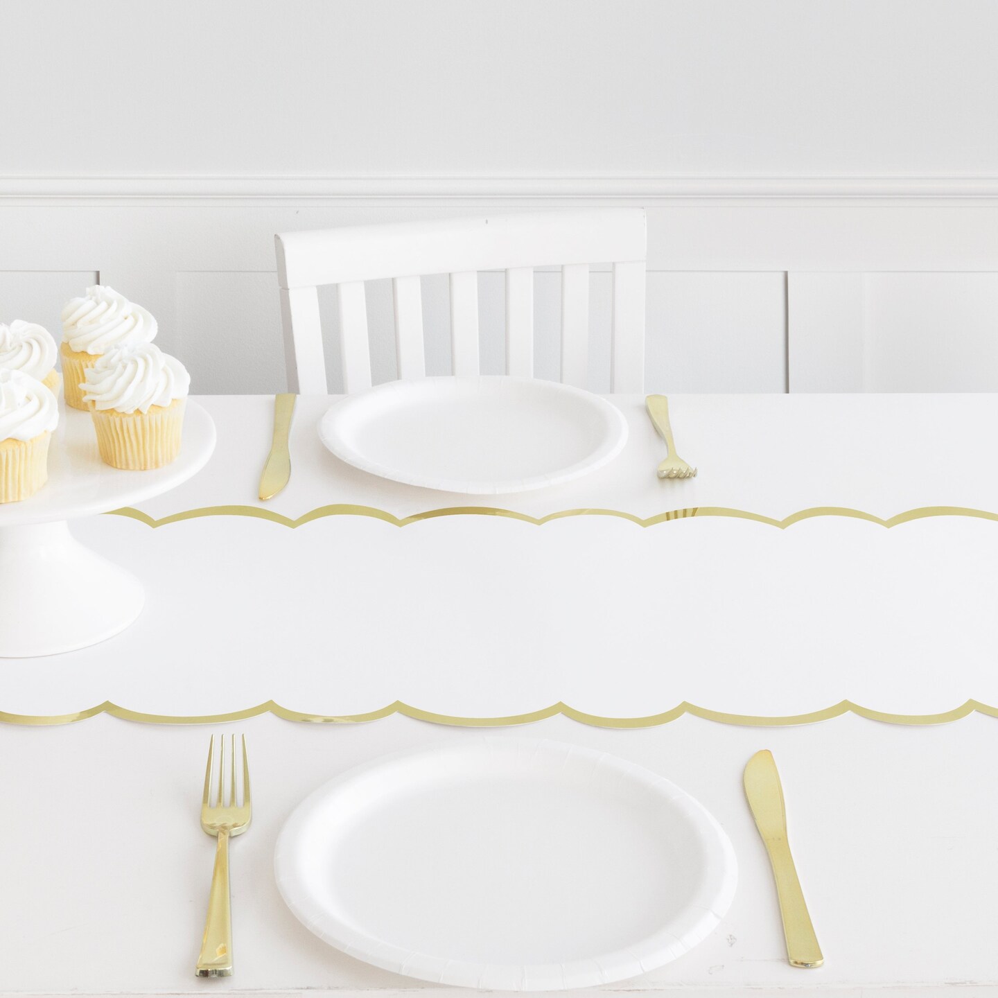 Elegant Valentine Scalloped Gold &#x26; White Paper Table Runner with Foil Stamping