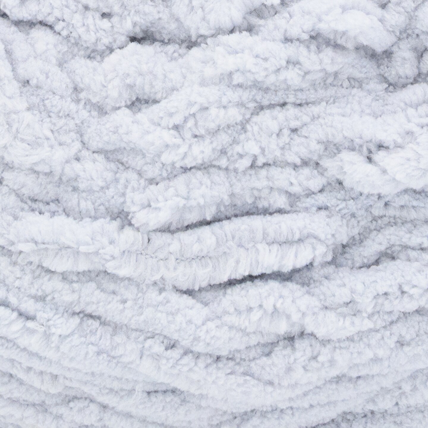 Lion Brand Yarn Cover Story Stone Super Bulky Polyester Gray Yarn 1 Cake