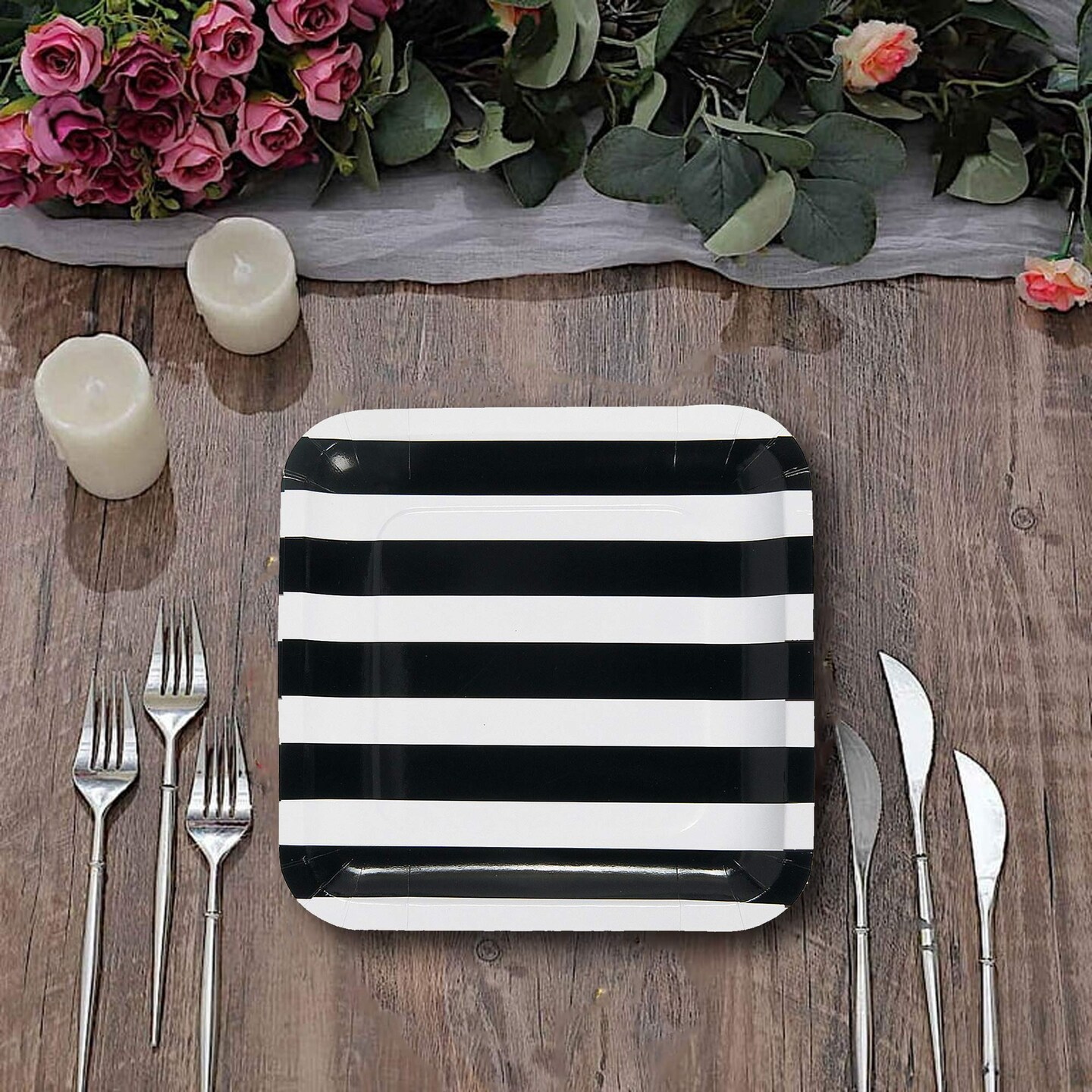 25 Count Black and White Striped Square Paper Dinner Plates Disposable 9 1/4&#x22;