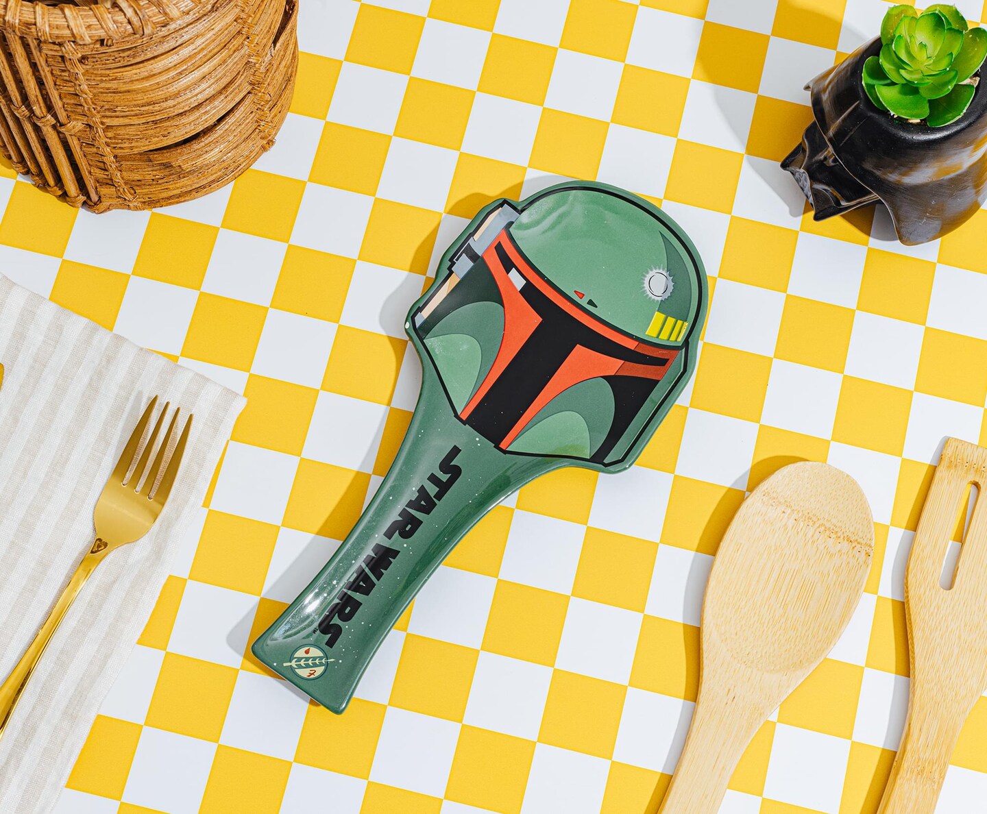 Silver Buffalo Star Wars Original Trilogy Characters Spoon Rest - Thumbnail 4