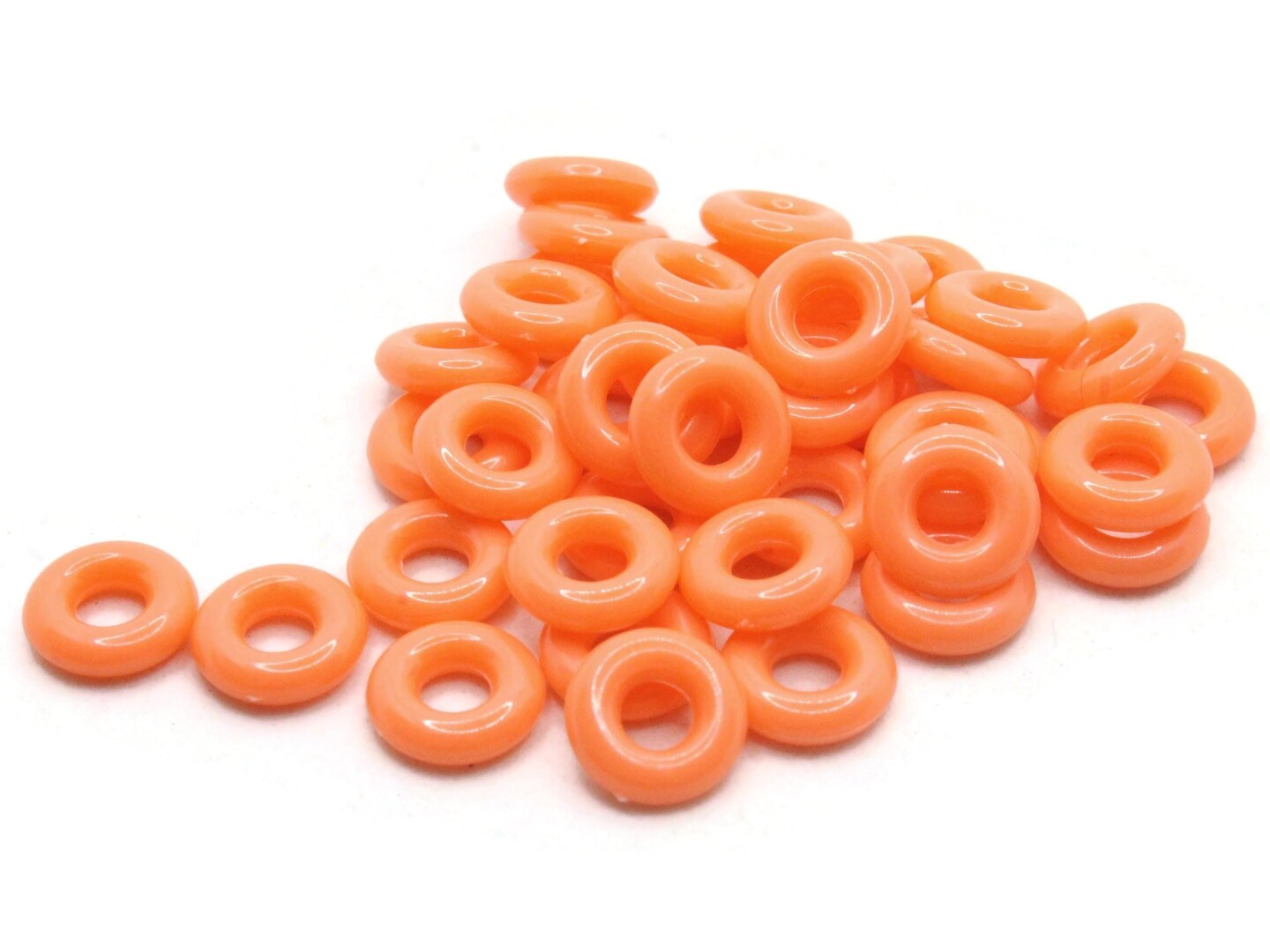 40 10mm Orange Ring Vintage Plastic Link Beads