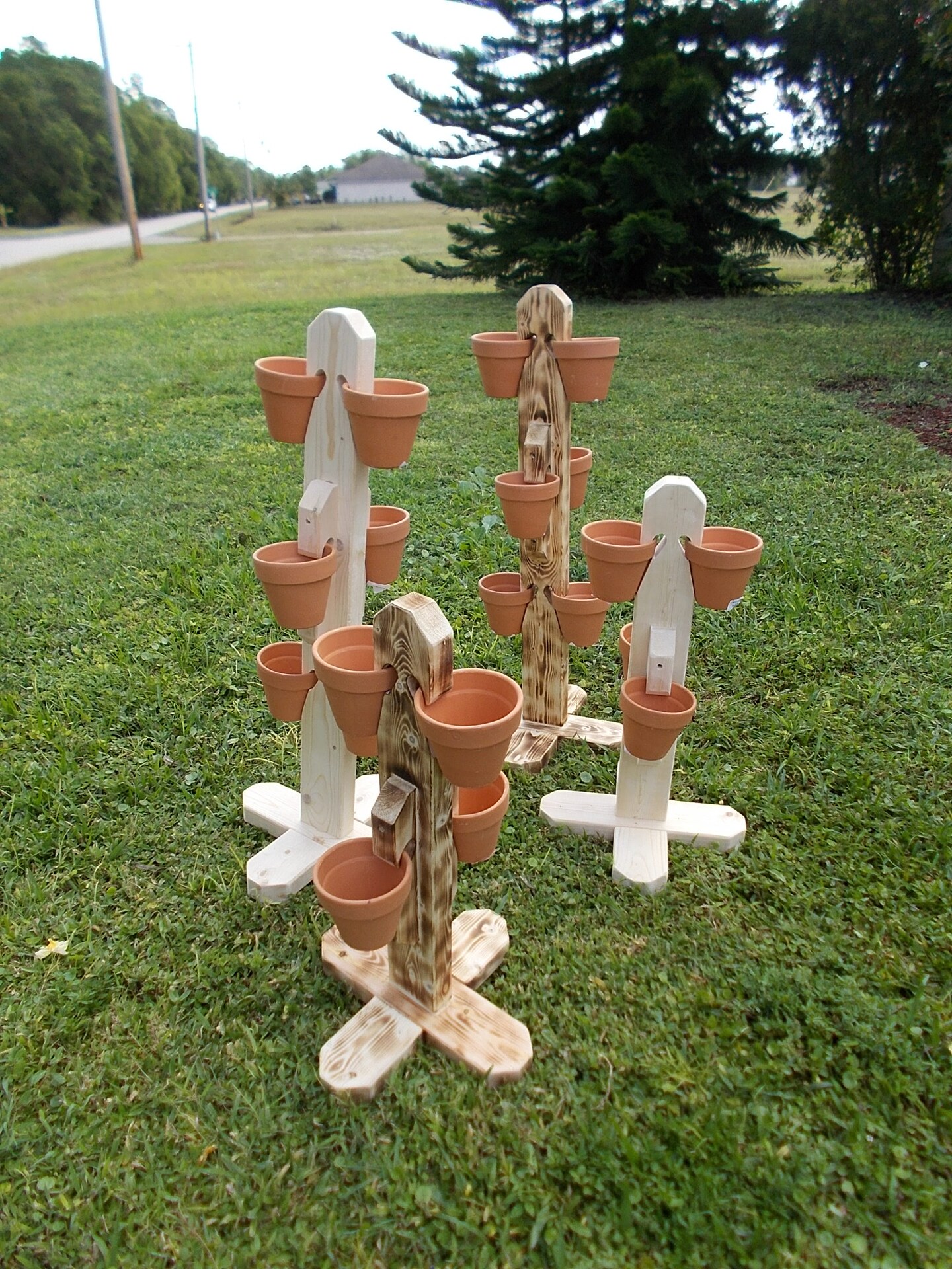 Wooden Plant Stand For 4, 6 or 8 Terracotta Pots