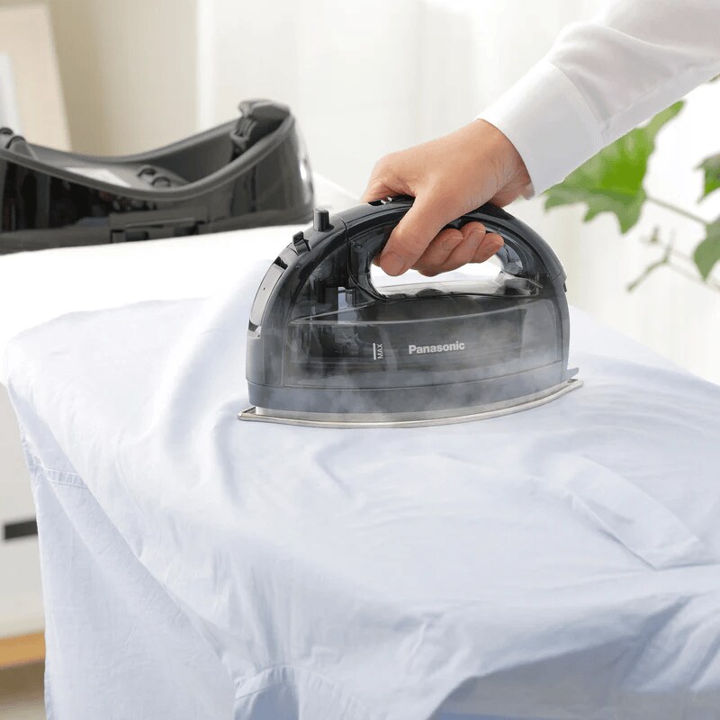 衣類ケア家電 Panasonic NI-WL708 Panasonic NI-WL708 Cordless Steam