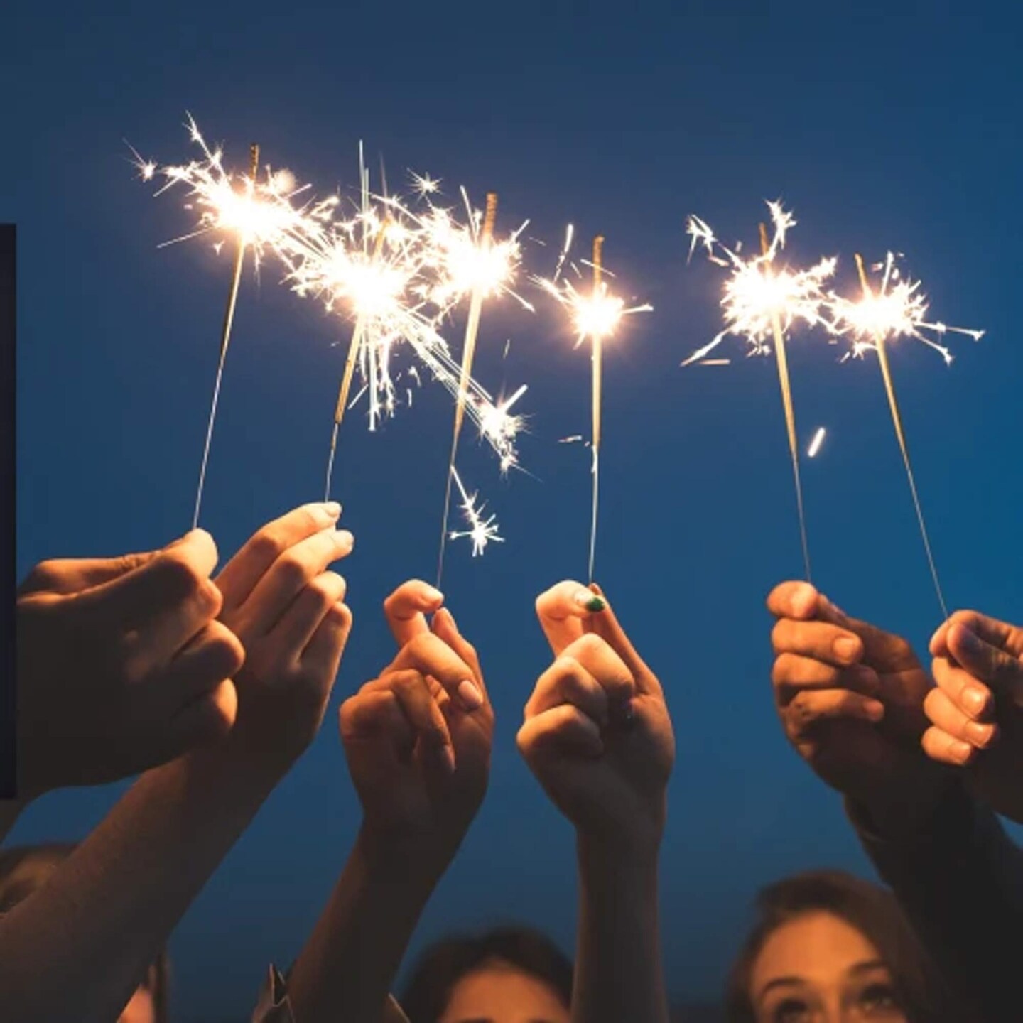 4th of July Gold Wire Sparklers 8 Inch Pack of 6 for Parties and Celebrations