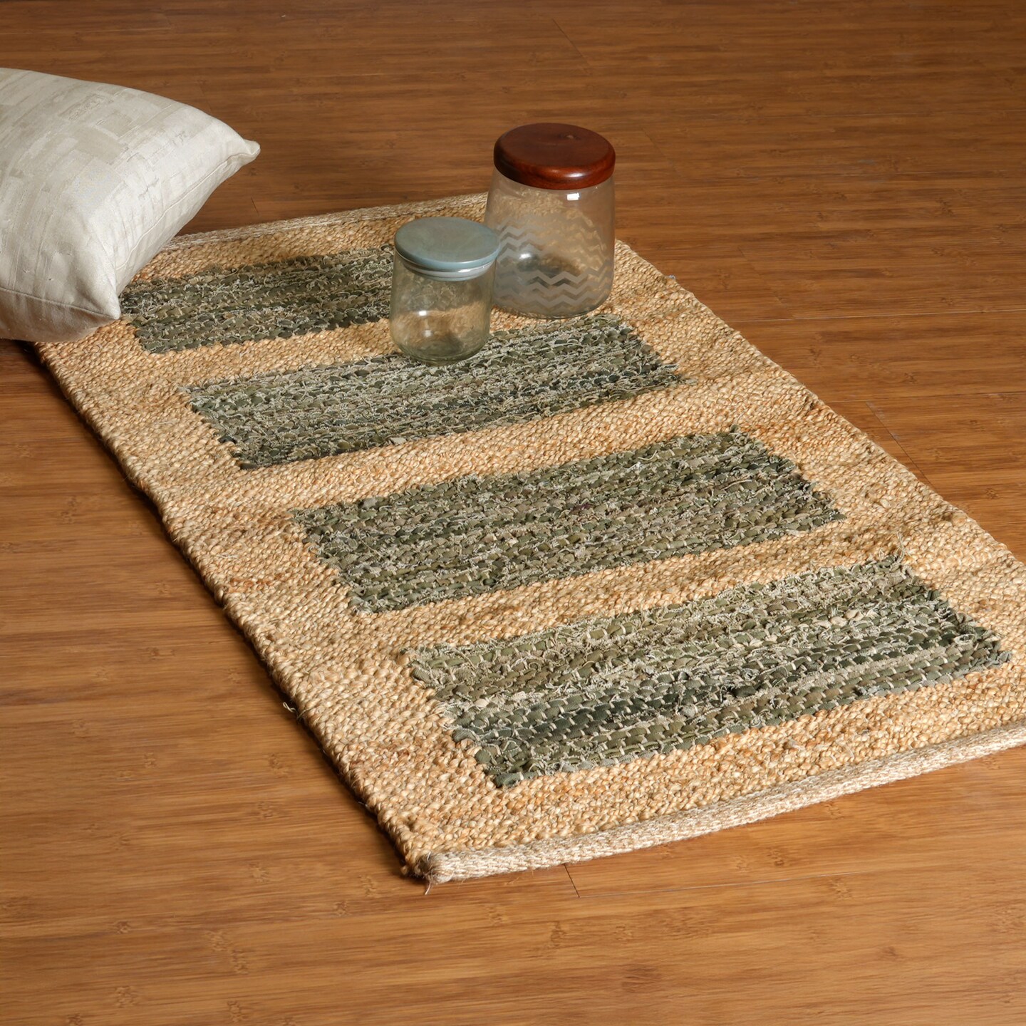 Spike Scatter Rug &#x2013; 36&#x22; x 24&#x22; &#x2013; Soft, Durable Accent Mat for Home or Office