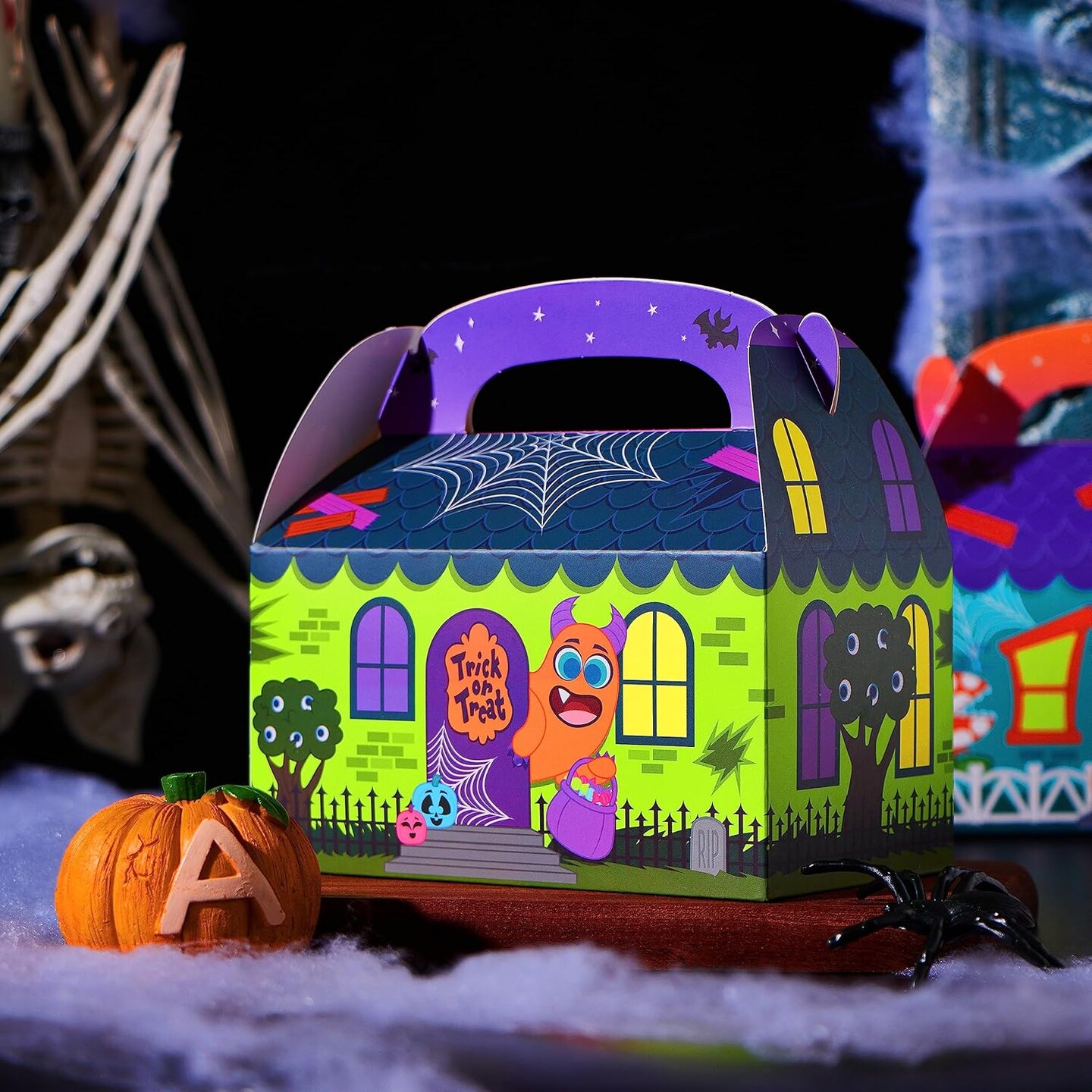 32 Pcs Halloween Trick or Treat Candy Boxes