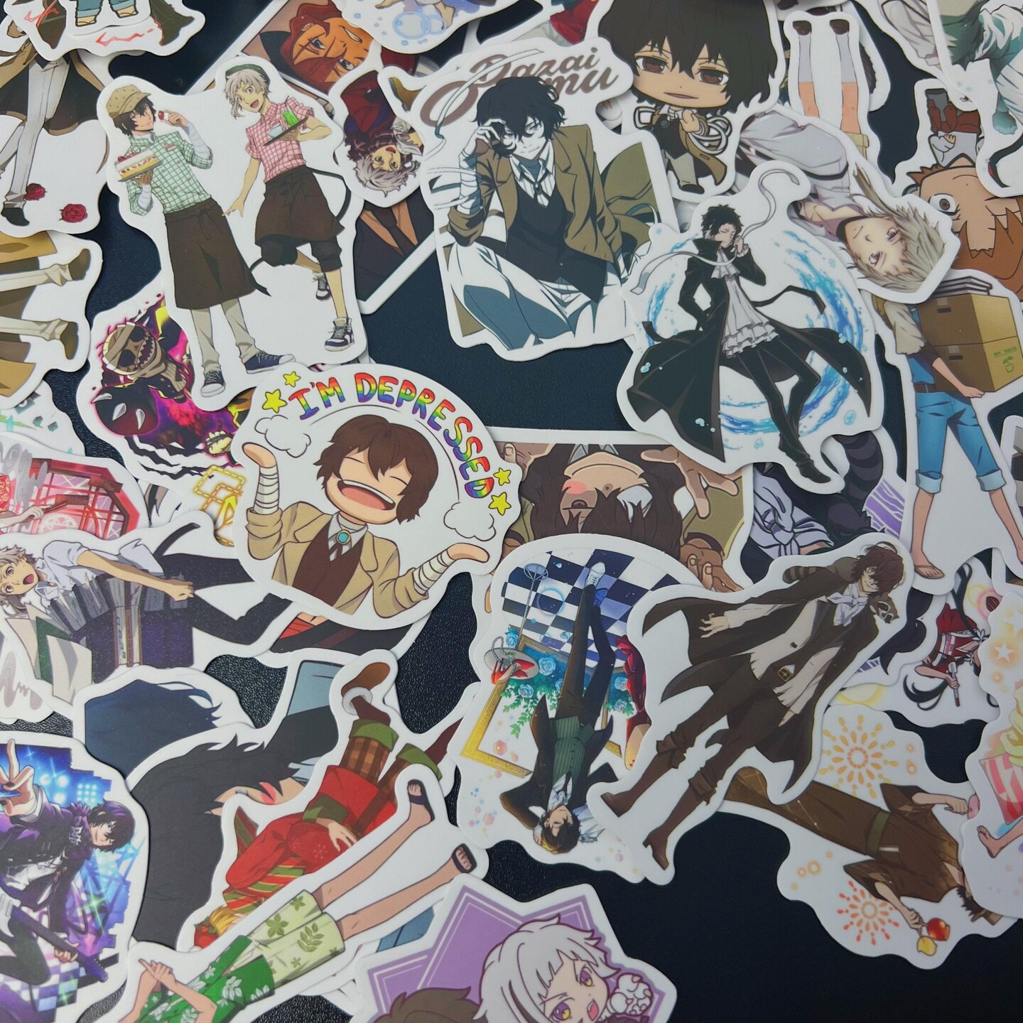 64 Autocollants Bungo Stray Dogs – Vinyle Imperméable – Pour Ordinateur, Skate, Décoration – Personnages Dazai Et Autres - 4