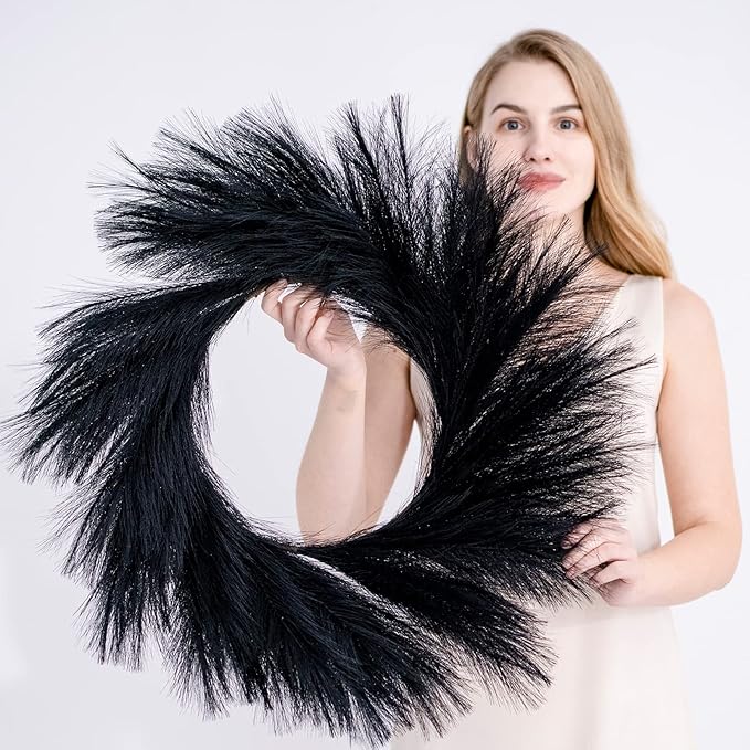 Artificial Pampas Grass Wreath, 26&#x22; Black Faux Pampas Grass Wreath Decor for Halloween Home Boho Style Decor (Black, 1)