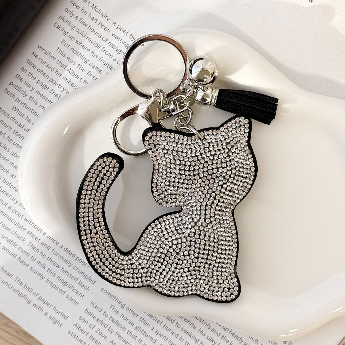 Wrapables Crystal Bling Key Chain Keyring with Tassel Car Purse Handbag Pendant, Silver Feline