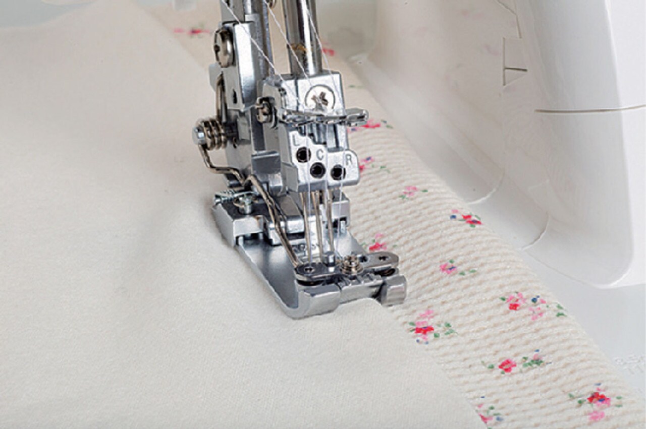 JUKI MCS-1500 Cover and Chain Stitch Machine