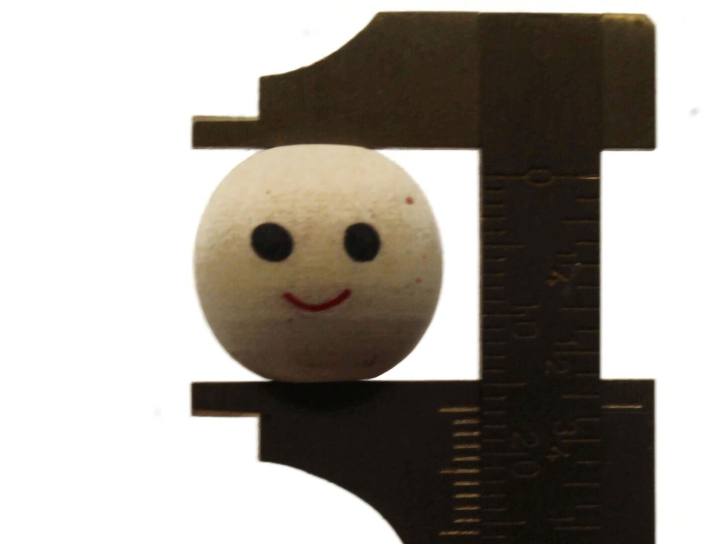 12 18mm Round Smiling Face Doll Head Natural Wooden Large Hole Beads
