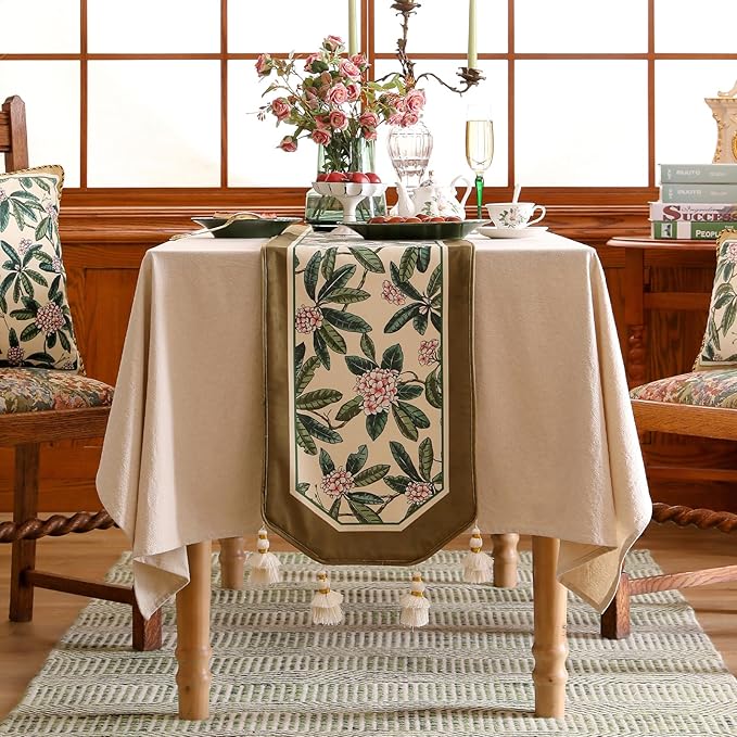 Velvet Fabric Cloth Runner for Table,Red Farmhouse Floral Pattern 102 Inches Extra Long Table Runners,Decoration Tabletop for Dining Room,Banquet,New Year,Thanksgiving,Holiday,16"*102"