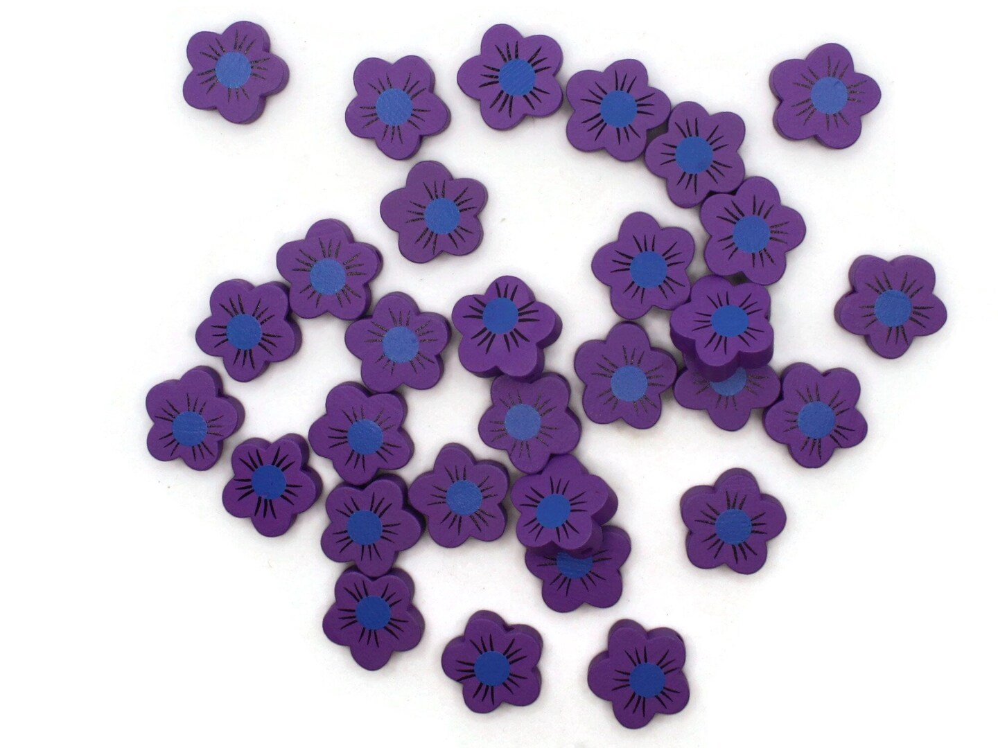 30 20mm Purple Flower with Blue Center Flat Floral Wood Beads bL1