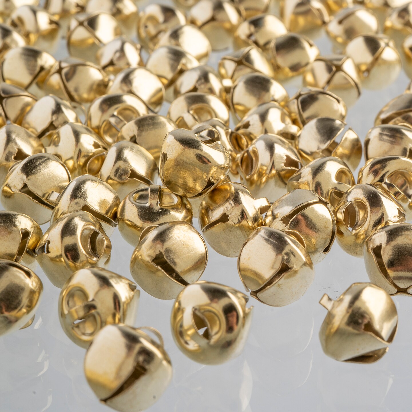 John Bead Gold Christmas Jingle Bells