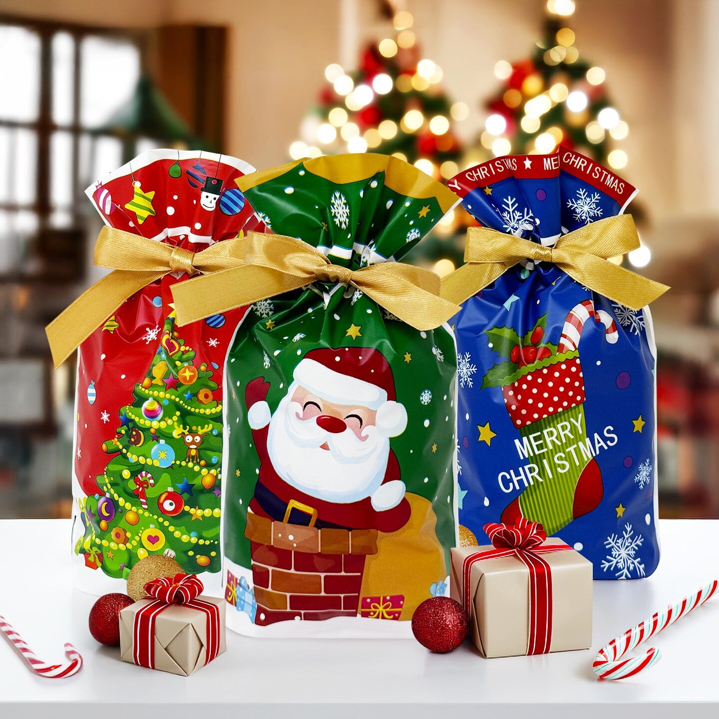 Wrapables Christmas Drawstring Treat Bags for Candy, Cookies, Treats, Gifts and Party Favors (50pcs)