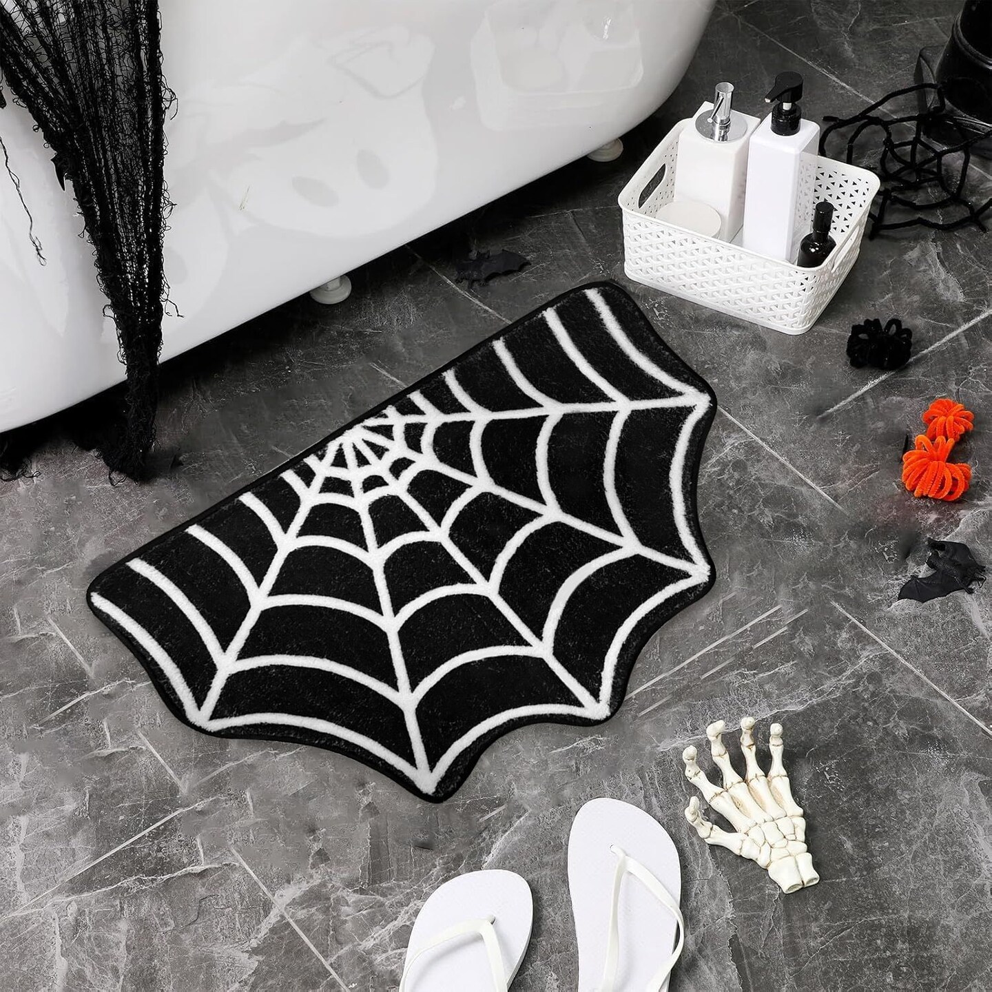 Spider Web Door Mat 2 Sizes Funky Spooky Cute Fun Bath Mat Washable Non-Slip Shower Rugs Witchy Horror Room Rugs Gothic Theme Party Area Carpet for Home Bedroom Kitchen Bathroom Decor 40*60/ 50*80cm