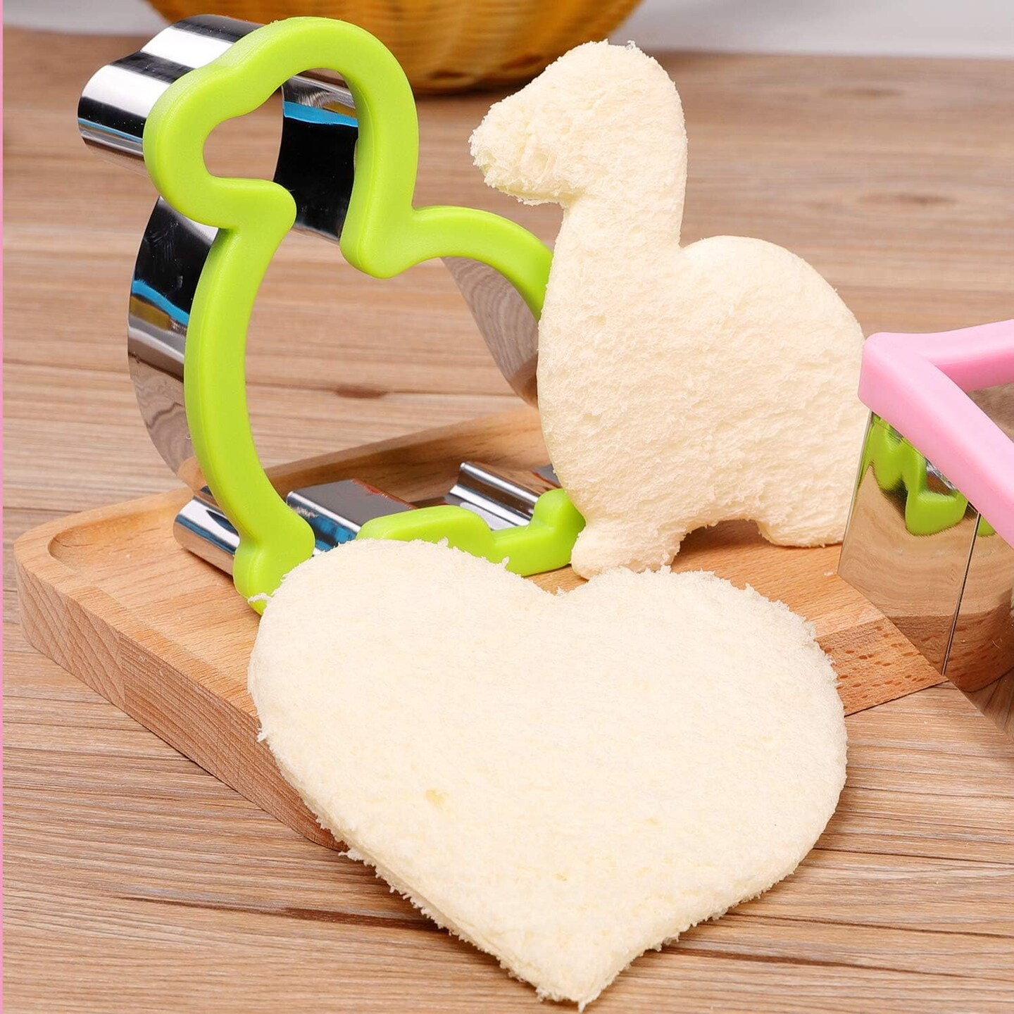 8 Pack Stainless Steel Sandwiches Cutter Dinosaur Heart Star Shapes for Kids