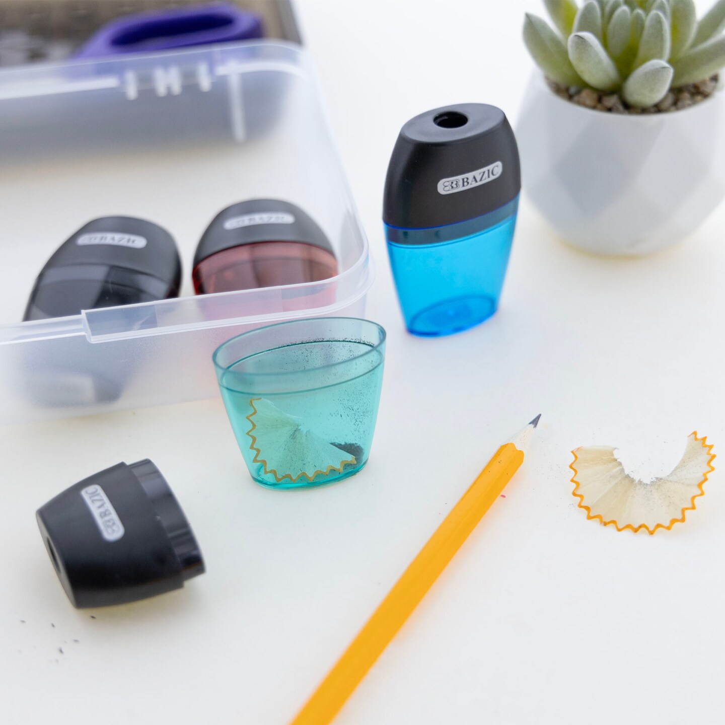 BAZIC Axel Sharpener w/ Receptacle (BULK)