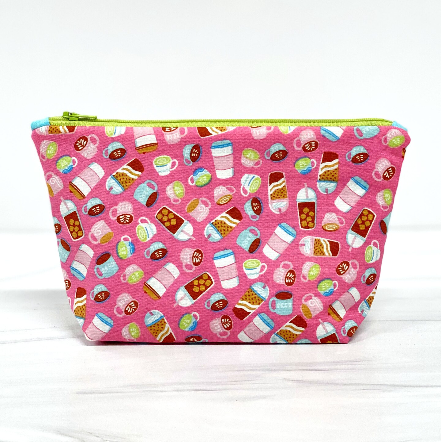 Crosscut Sewing Co.&#xAE; Zipper Pouch Sewing Project Kit for Beginners with Fabric, Instructions and Video