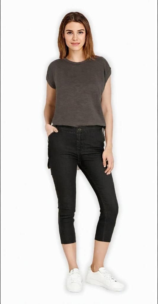 BELLA + CANVAS Women’s Flowy Rolled Cuffs Muscle Tee Sleeveless Top for Casual Wear