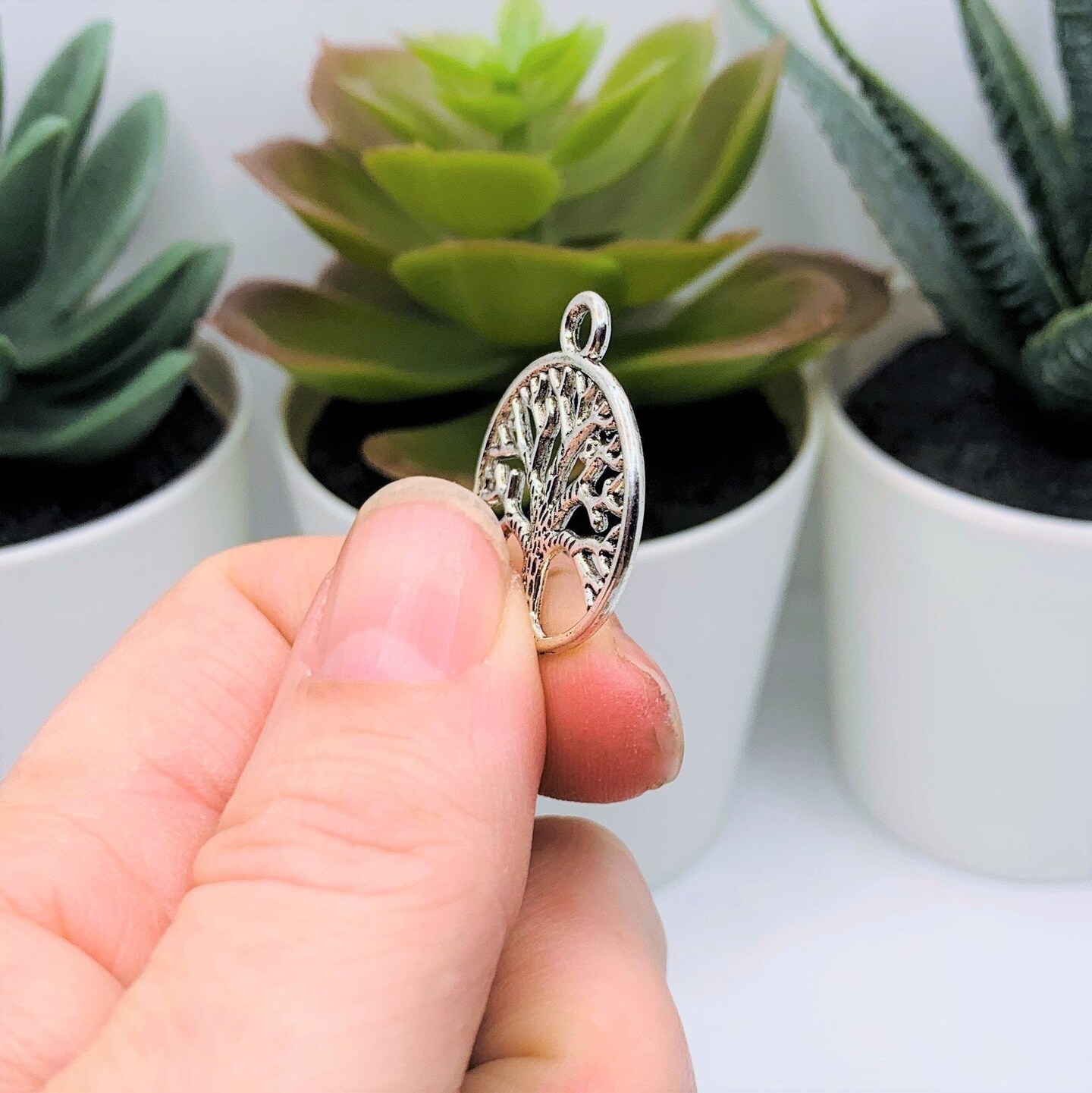 4, 20 or 50 Pieces: Silver Circle Tree of Life Pendant Charms - Double Sided