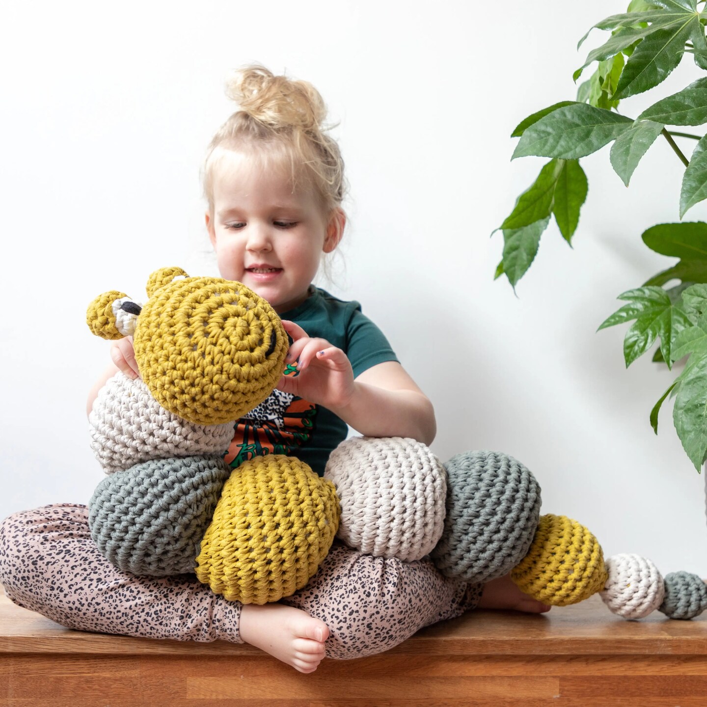 DIY Crochet Kit by Hoooked  Caterpillar Lola PAK232