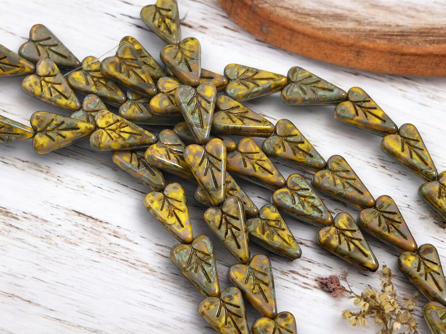*8* 17x11mm Opaque Yellow Travertine Heart Leaf Beads