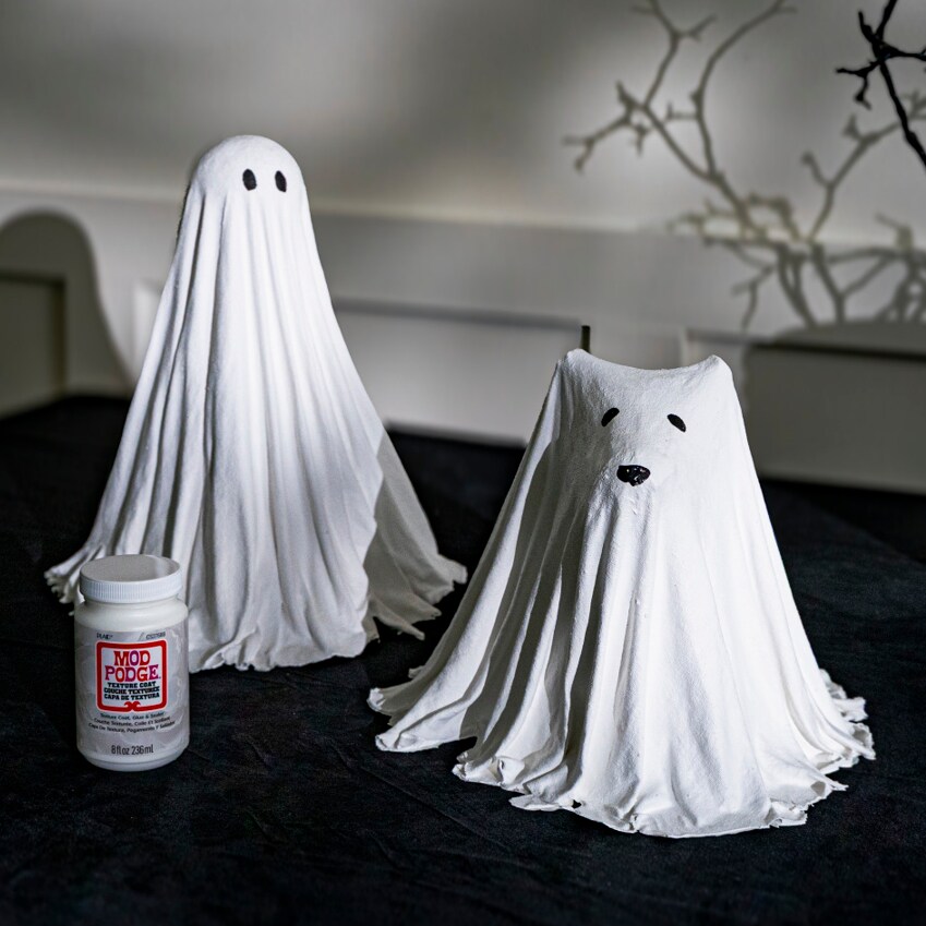 Table Top Ghost Family with Mod Podge Texture Coat