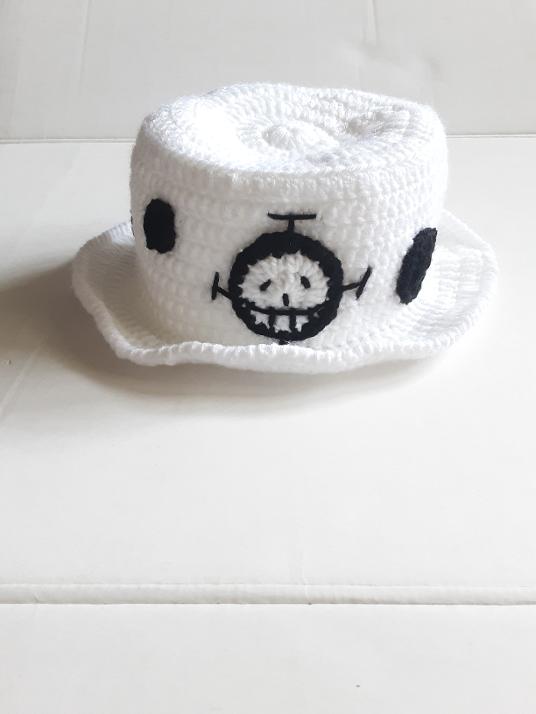 Crochet Trafalgar Law Bucket Hat, Handmade Anime Heart  display picture 3