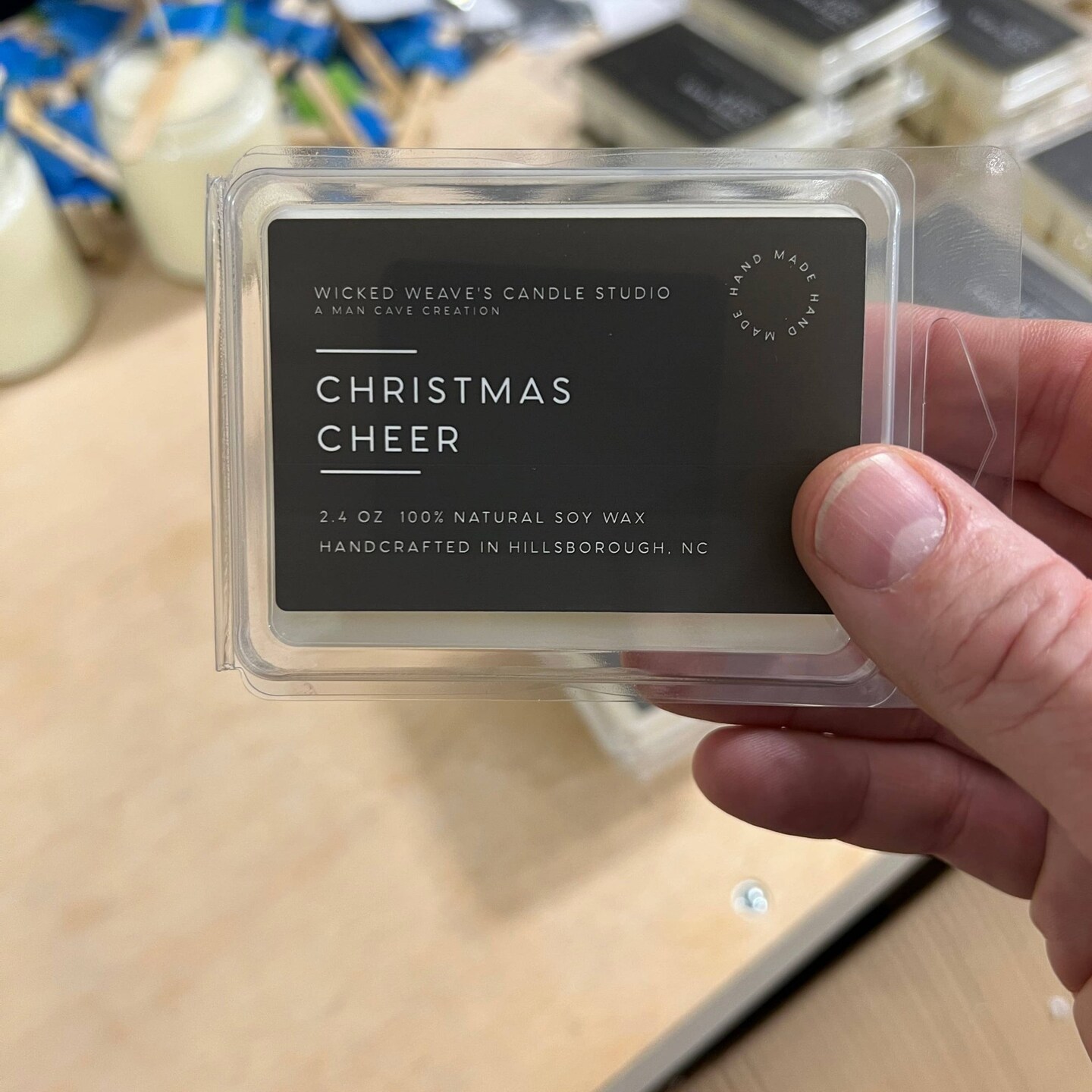 Edge Collections - Christmas Festive Soy Wax Candle - 1 Piece