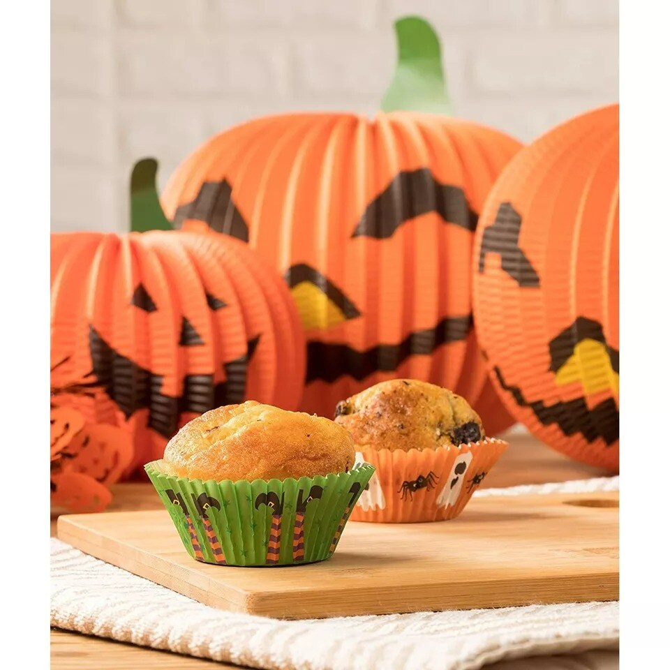 300 Pack Halloween Cupcake Liners Pumpkin Ghost Spider Wrappers for Party D&#xE9;cor