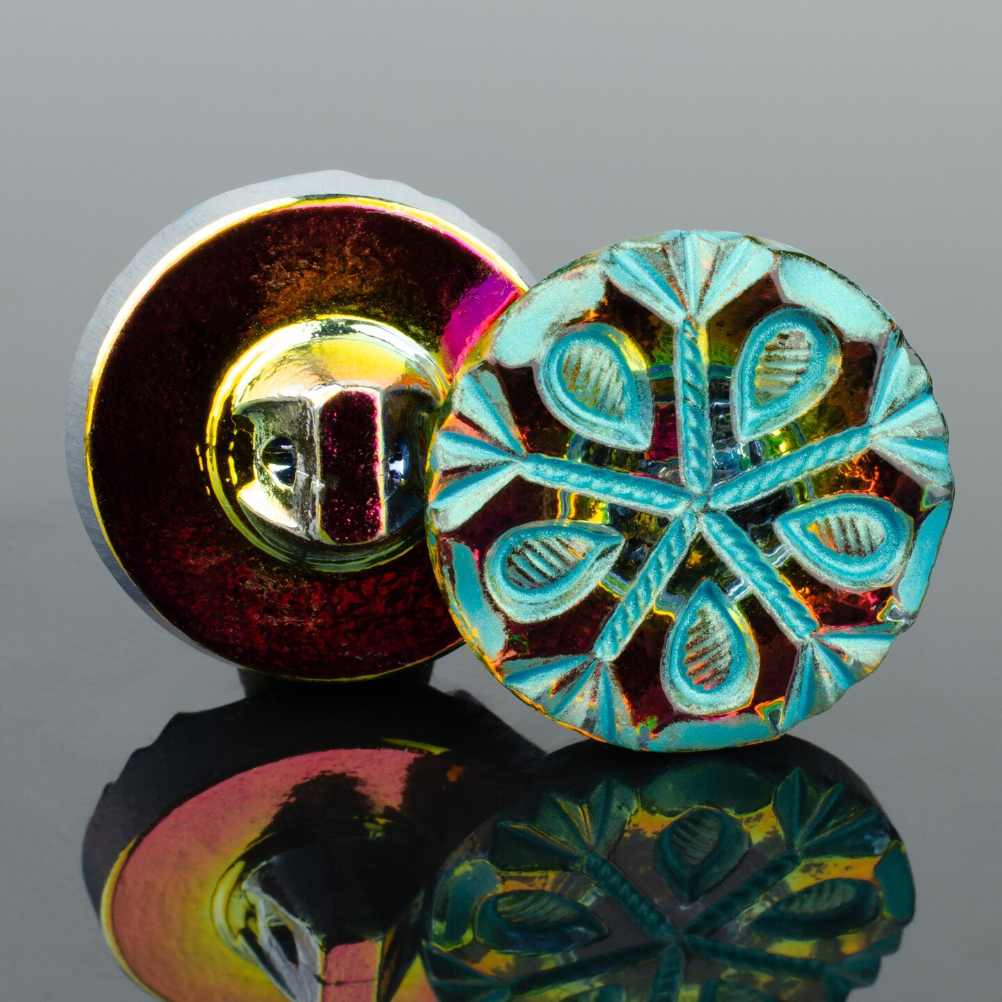18mm Round Tablecut Snowflake Button - Hot Pink/Gold Iridescent with Turquoise Wash -- Czech Glass Buttons