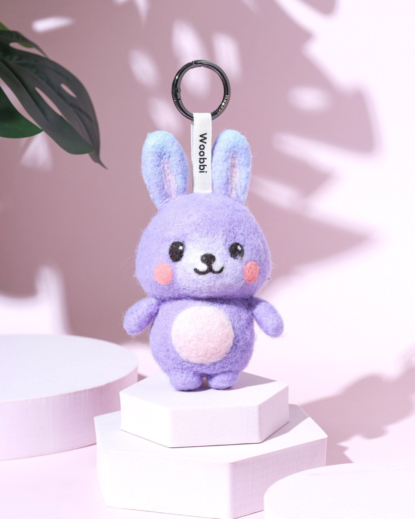 ハンドメイド＊ユメミルBunny ぬいぐるみ　ビビッド Kiki the Bunny | Needle-Felted Wool Bag Charm | MakerPlace by Michaels