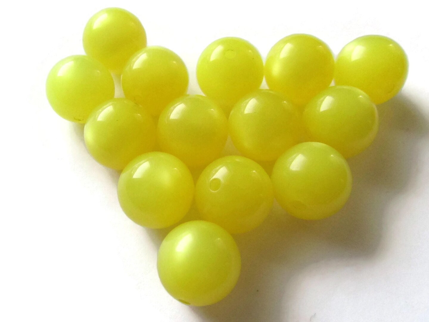 12 12mm Vintage Round Yellow Moonglow Lucite Beads