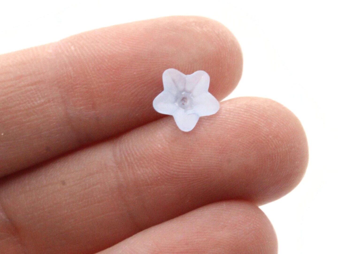 50 10mm Small Blue Flower Translucent Lucite Beads