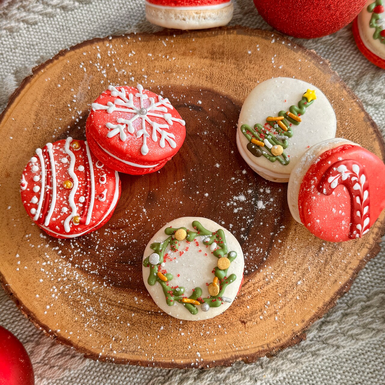 Jolly Holiday Macarons