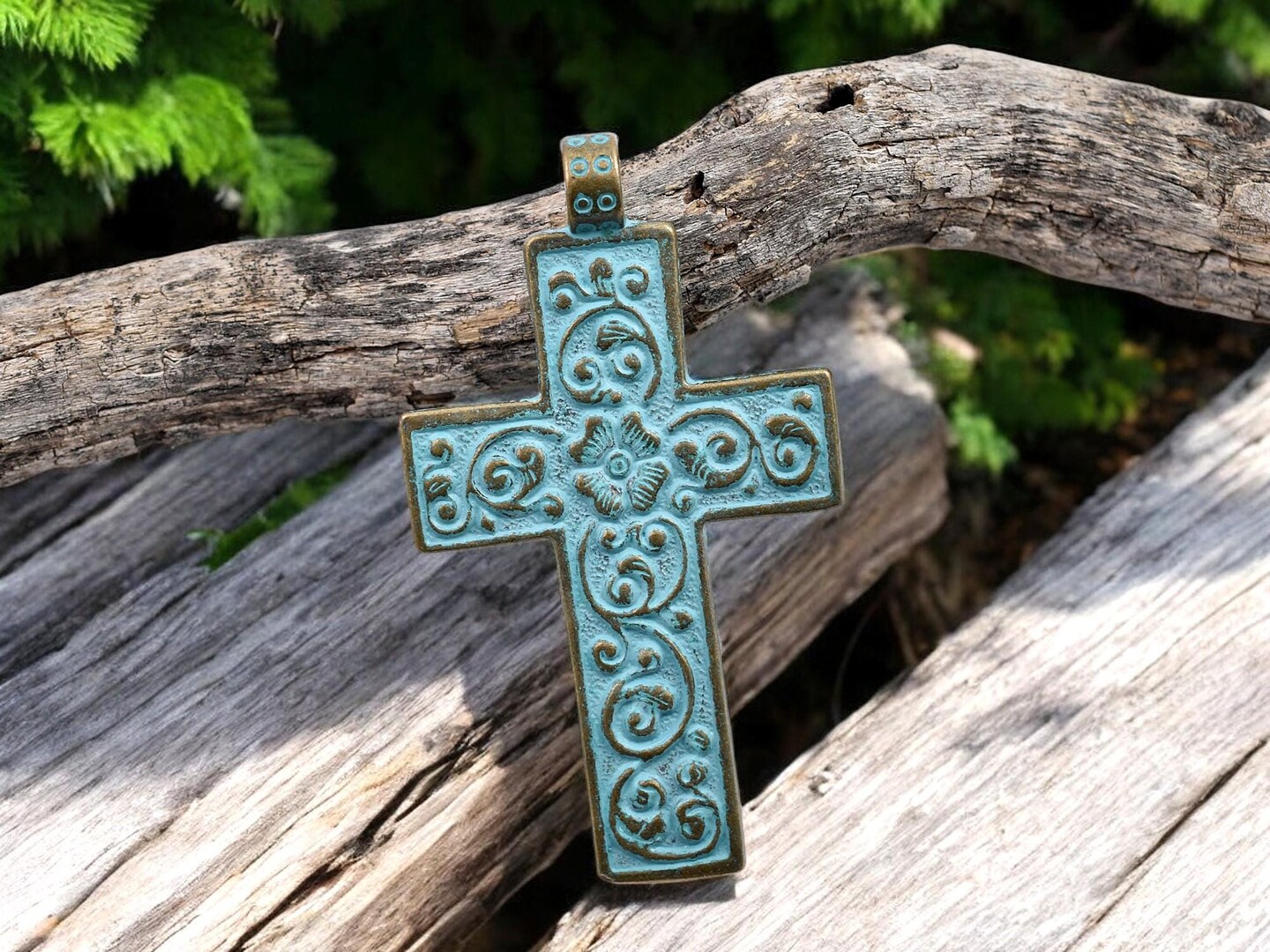 *2* 76x44mm Green Patina Antique Bronze Cross Pendants