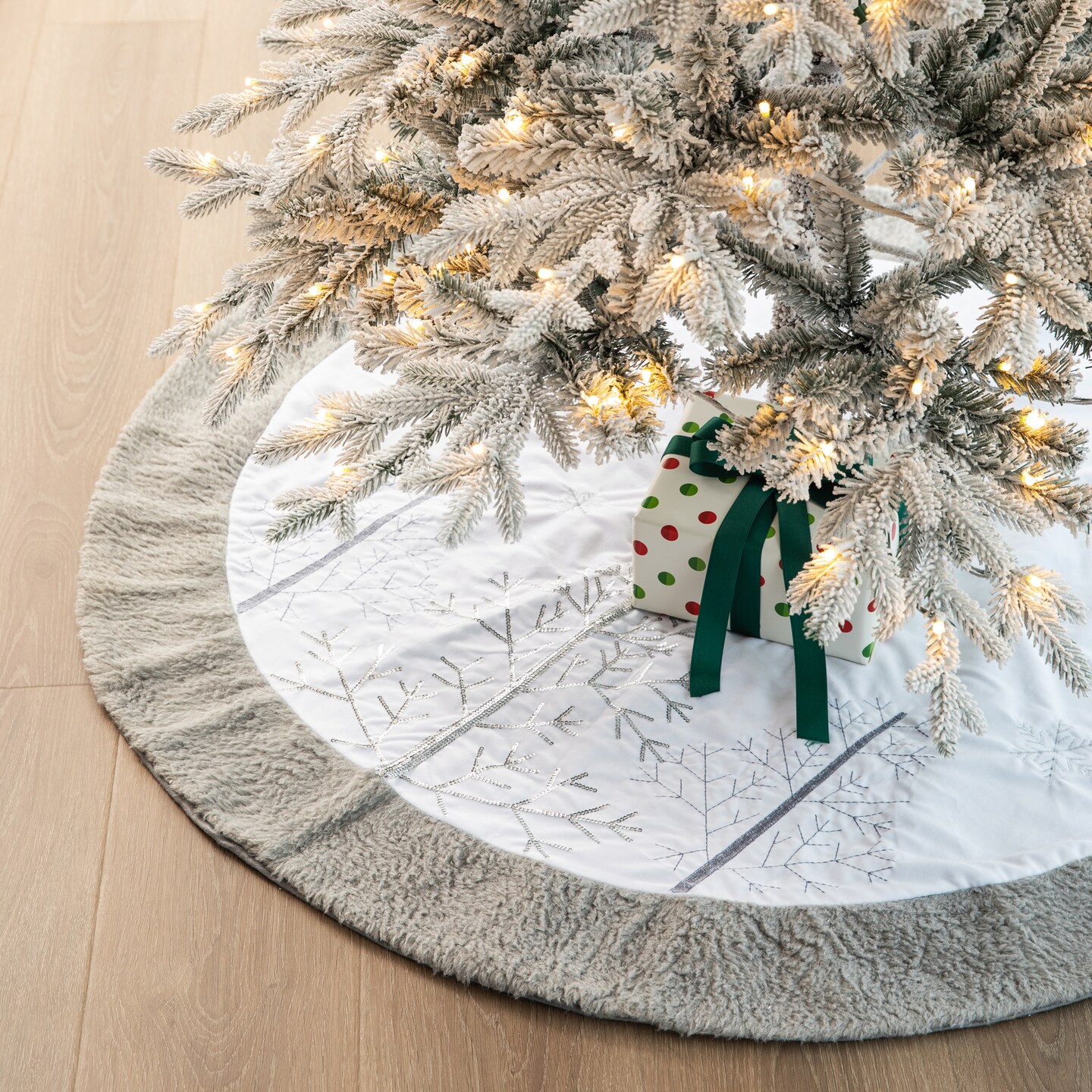 48&#x22;D Christmas Tree Skirt