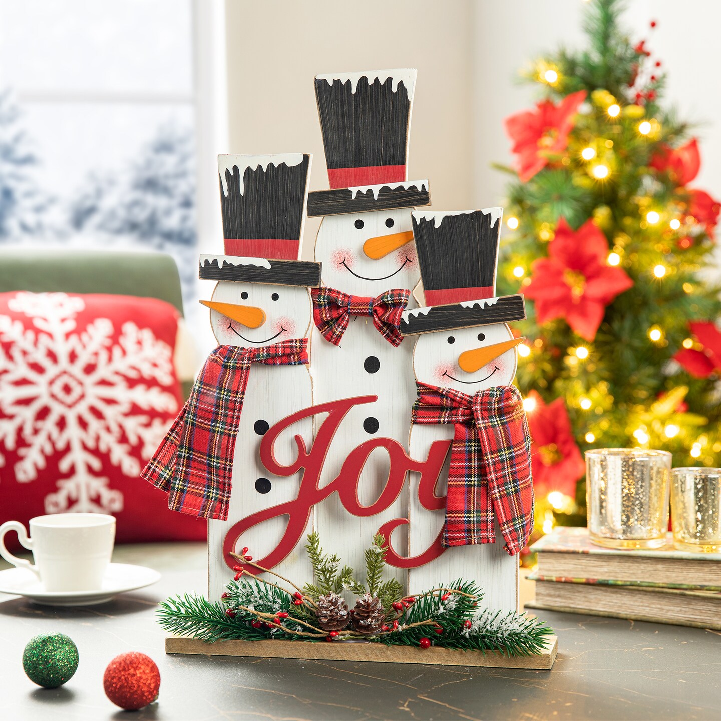 Set of 2 18&#x201C;H Wooden Snowman Family Table Decor