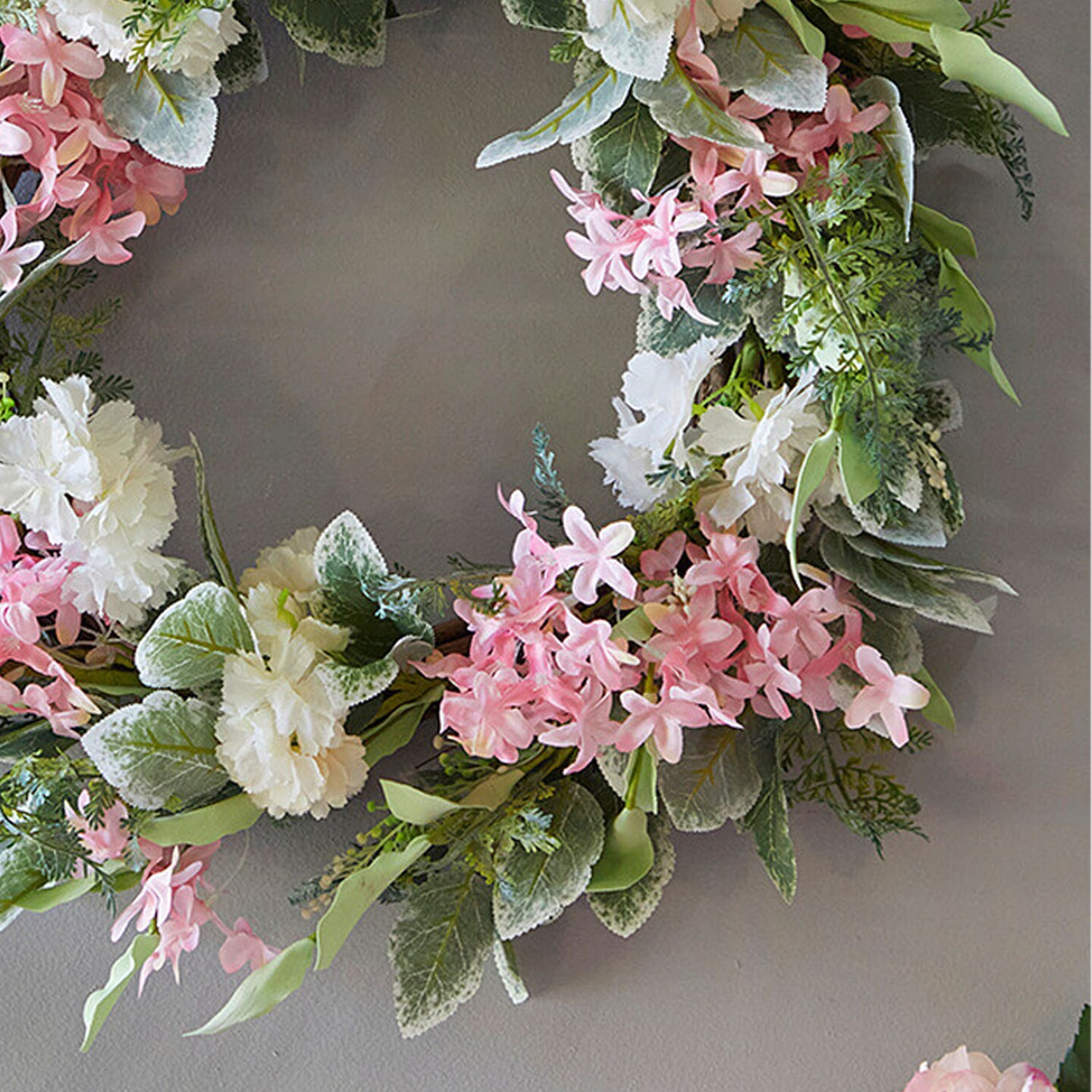 24" Mixed Flower Wreath Pink, White & Green Floral Arrangement