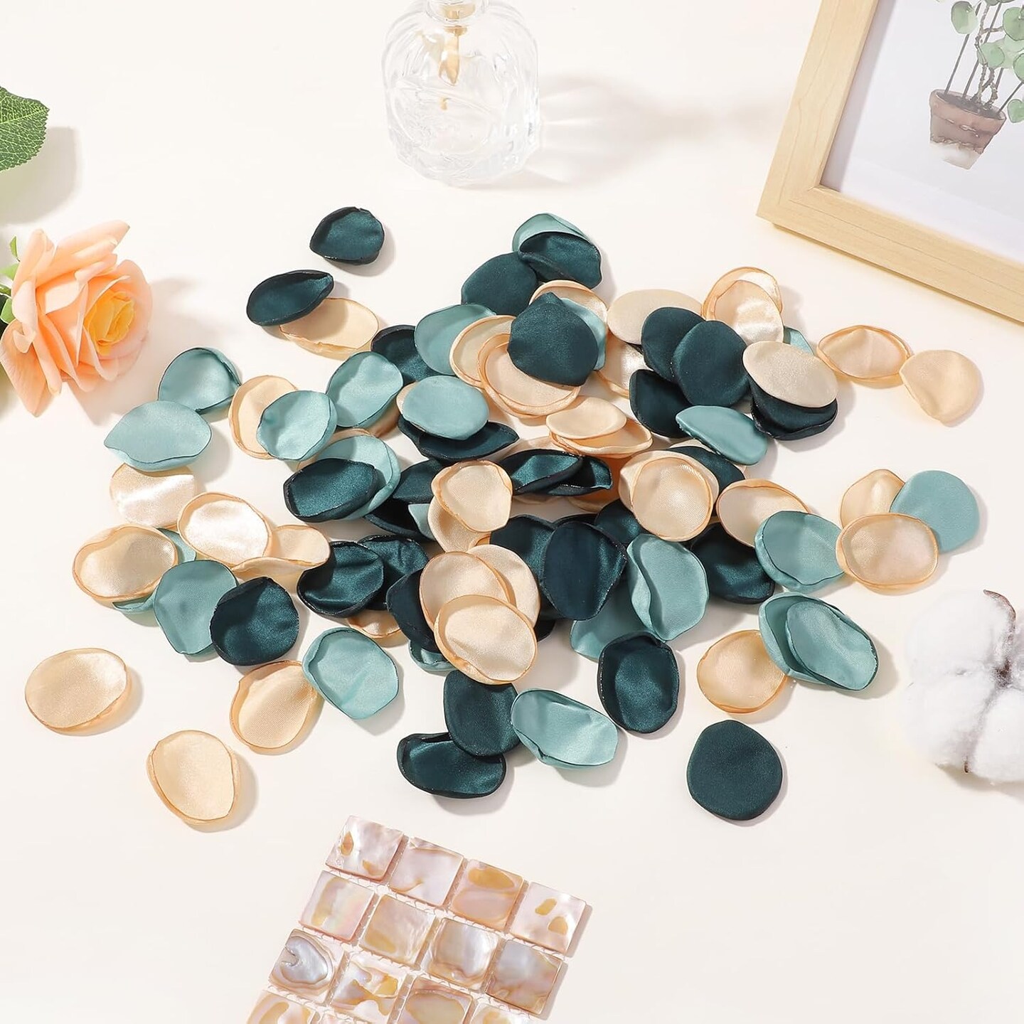 400 Pcs Silk Rose Petals Artificial Flower Petals for Wedding Flower Girl Basket Aisle Scatter Dinner Table Centerpieces Party Bridal Shower Romantic Night Decoration (Green)