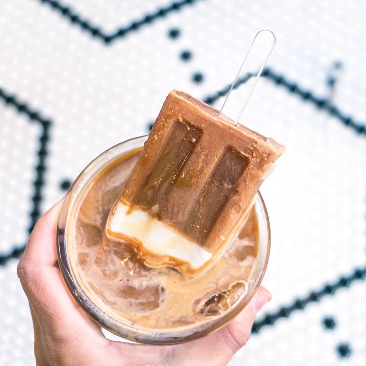 20 Pieces Reusable Acrylic Popsicle Sticks 4.5 Inch Popsicle Mold Sticks for DIY Ice Pop, Cake Pop,Candy Desert Making Crafts (Transparent)